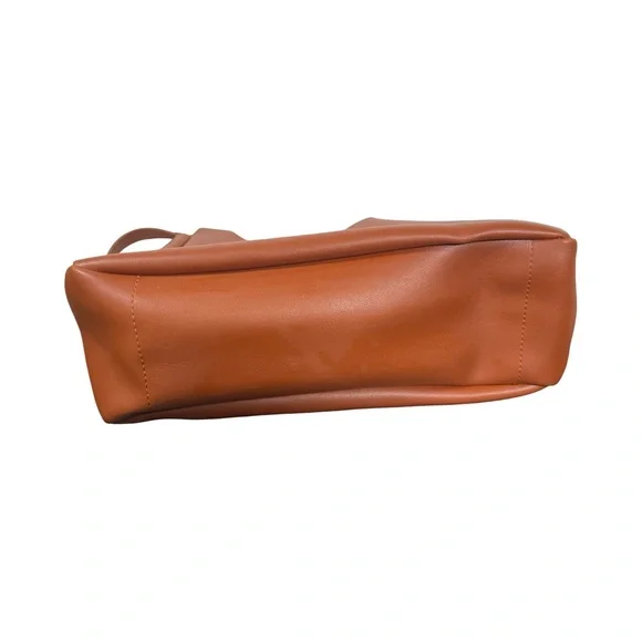 Neiman Marcus perfect tan leather tote - Picture 2 of 6